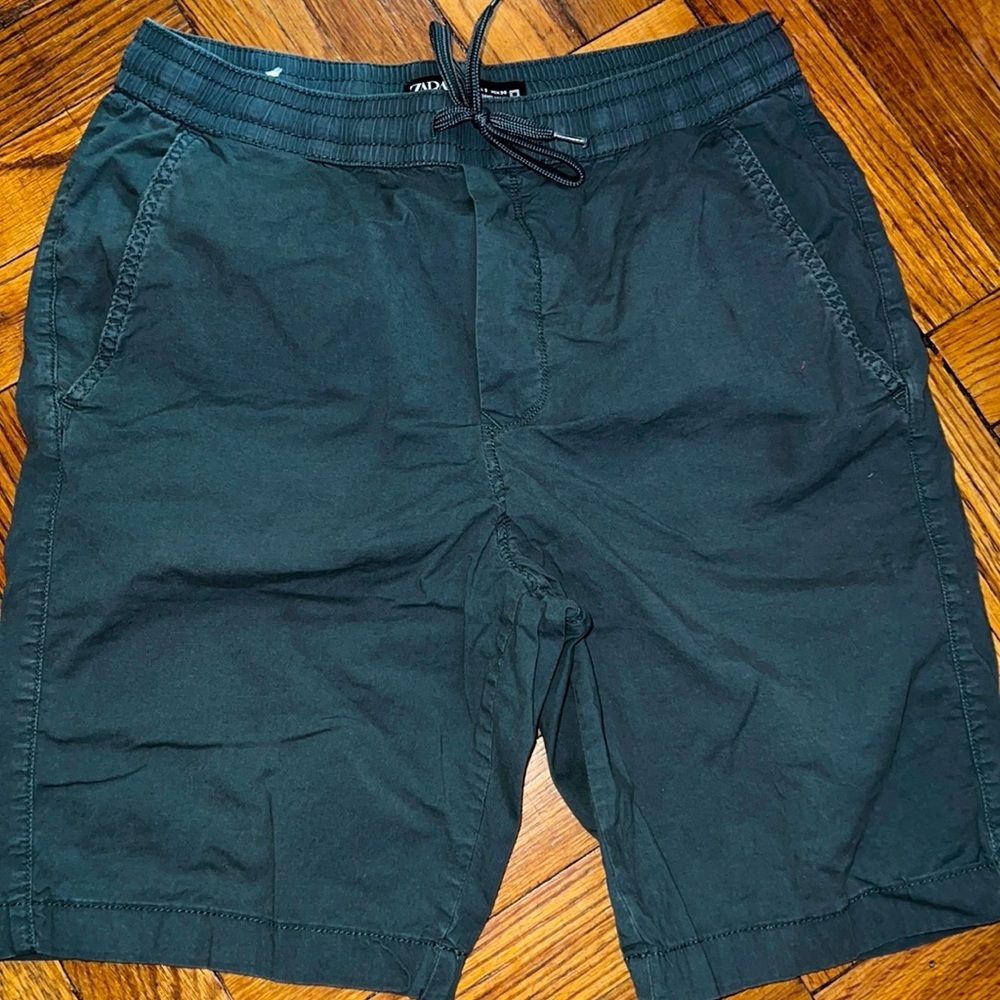 Zara gray shorts size: S